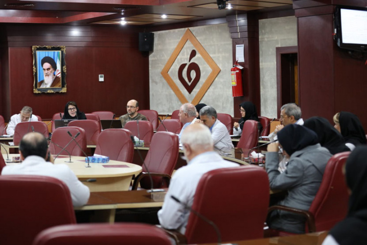 برگزاری دویست و بیست و یکمین جلسه شورای پژوهشی مرکز قلب و عروق شهید رجایی