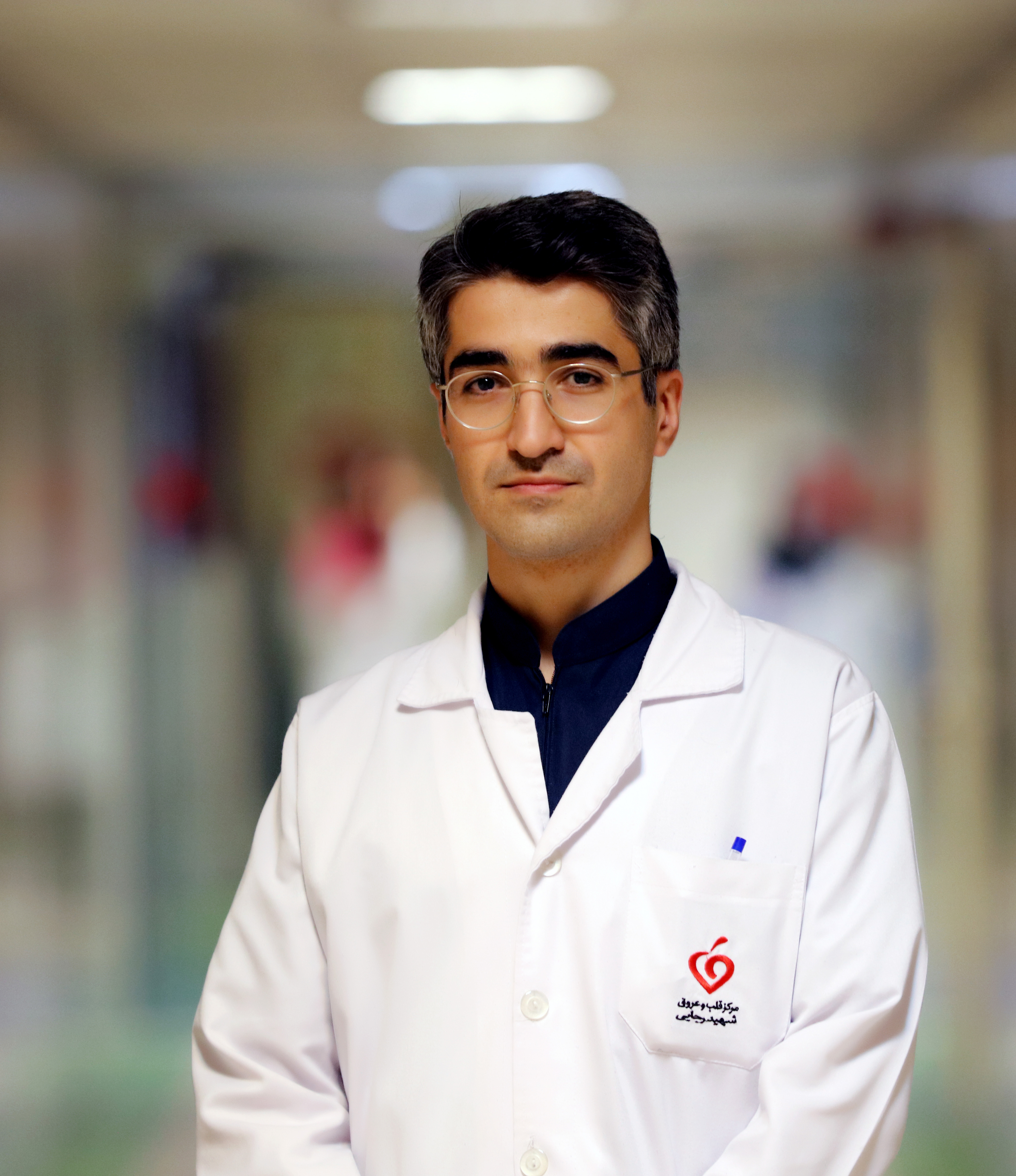 دکتر فرزاد کمالی