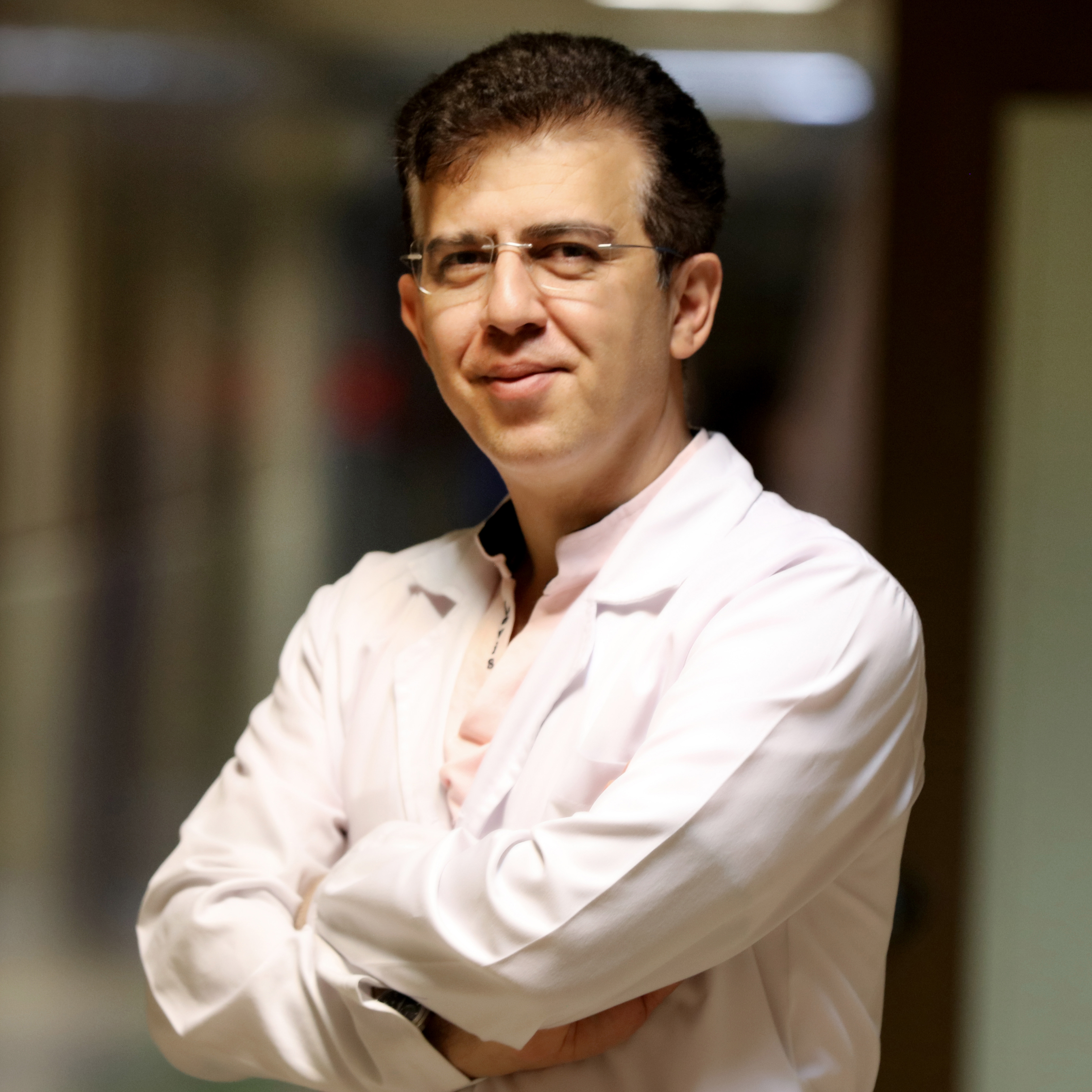 دکتر امیرفرجام فاضلیفر